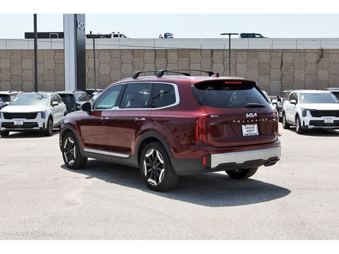 Certified 2023 Kia Telluride S w/ S Sunroof Package AWD/4WD image 5