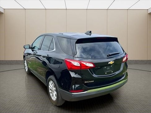 Used 2019 Chevrolet Equinox LT w/ Driver Convenience Package AWD/4WD image 18