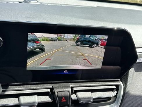 Used 2025 Chevrolet TrailBlazer LT FWD image 26