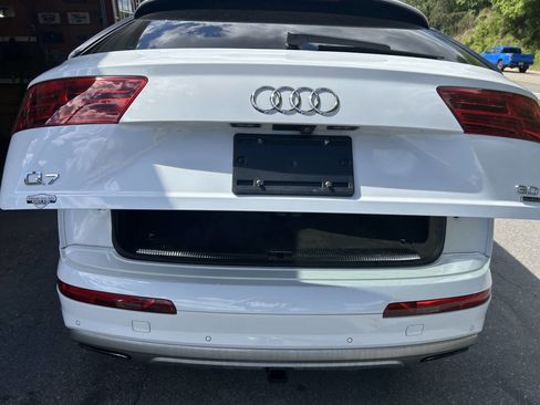 Used 2017 Audi Q7 3.0T Premium Plus AWD/4WD image 27