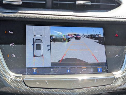 Used 2023 Cadillac XT6 Sport w/ Technology Package AWD/4WD image 34