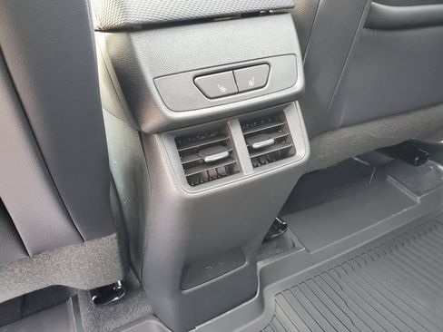 New 2027 Chevrolet Equinox RS w/ Convenience Package III AWD/4WD image 31