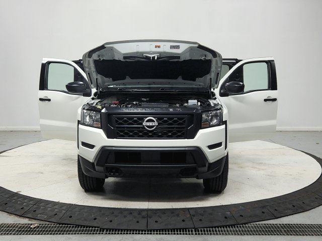 Used 2024 Nissan Frontier S w/ Technology Package AWD/4WD image 11
