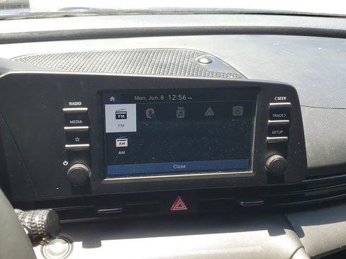 Used 2025 Hyundai Elantra Sport FWD image 28