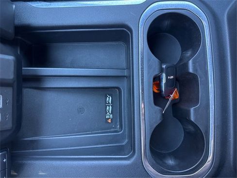 Used 2020 GMC Sierra 1500 AT4 w/ AT4 Premium Package image 19