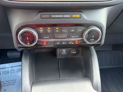 Used 2022 Ford Escape SE w/ Convenience Package FWD image 53