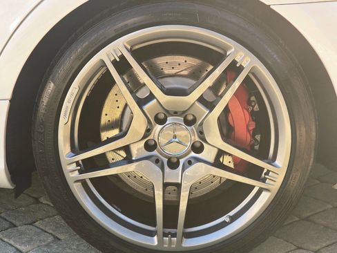 Used 2012 Mercedes-Benz CLS 63 AMG image 41