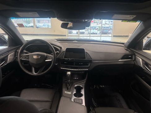 Used 2025 Cadillac CT4 Premium Luxury image 19