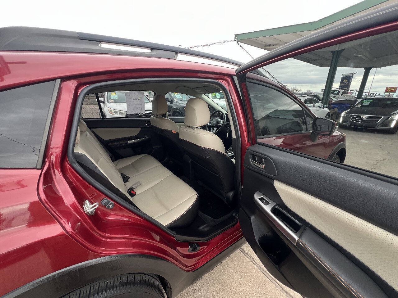 Used 2016 Subaru Crosstrek 2.0i Limited w/ Popular Package #2 AWD/4WD image 10