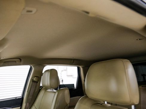 Used 2017 Jeep Grand Cherokee Limited image 33