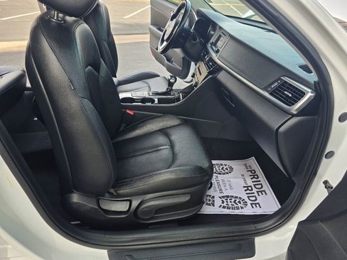 Used 2016 Kia Optima EX image 29