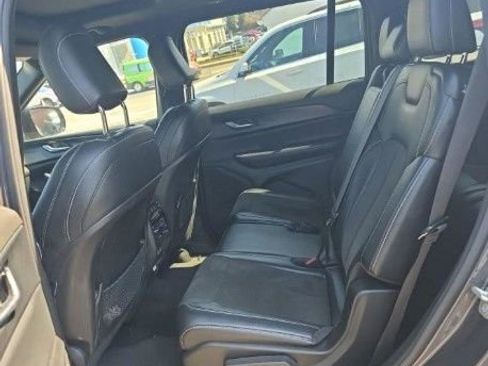 Used 2023 Jeep Grand Cherokee L Laredo AWD/4WD image 5