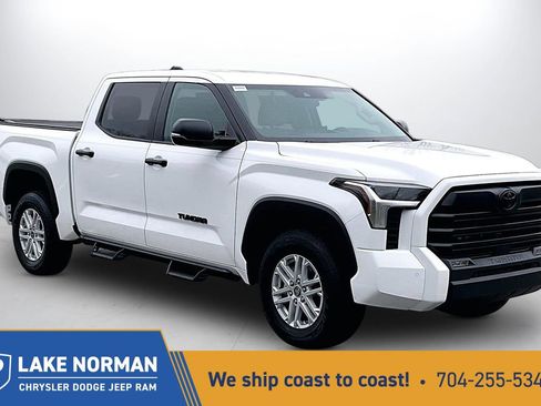 Used 2024 Toyota Tundra SR5 w/ SR5 Convenience Package AWD/4WD image 1
