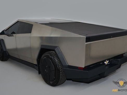Used 2024 Tesla Cybertruck Cyberbeast image 7