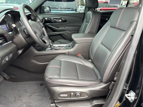Certified 2022 Chevrolet Traverse RS w/ LPO, Floor Liner Package image 8