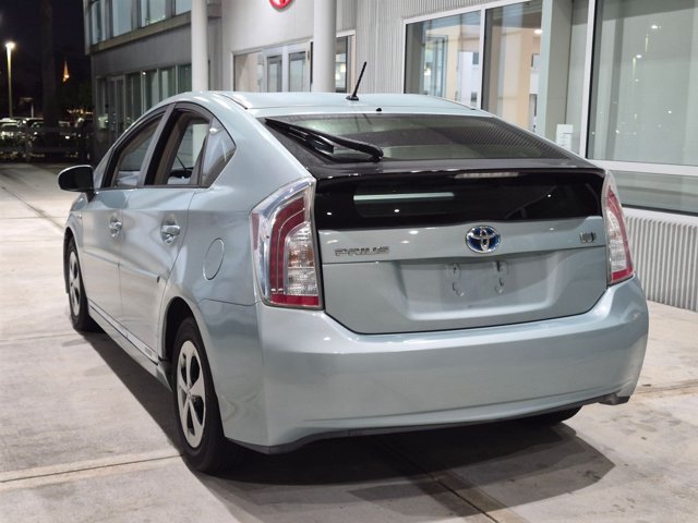 Used 2014 Toyota Prius Two FWD image 7