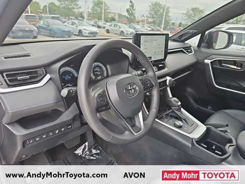 Used 2023 Toyota RAV4 XSE AWD/4WD image 8