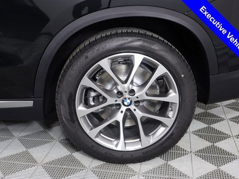 New 2025 BMW X5 xDrive50e w/ Premium Package image 20