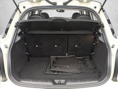 Certified 2023 MINI Cooper 4-Door Hardtop image 6