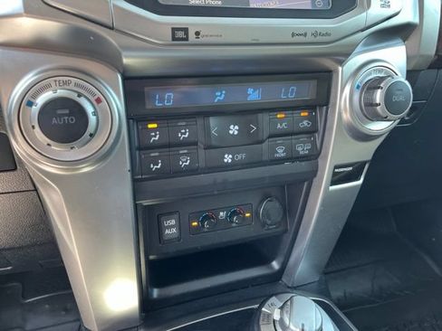 Used 2017 Toyota 4Runner Limited AWD/4WD image 28