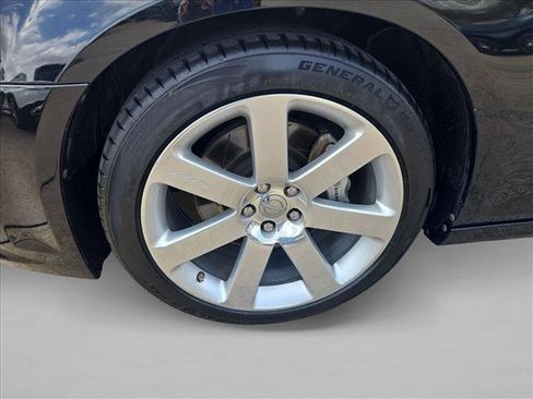 Used 2012 Chrysler 300 SRT8 w/ 19-Premium Speaker Group image 23