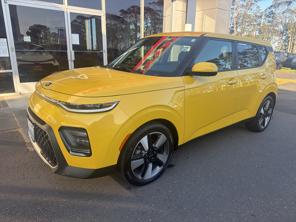 Used 2020 Kia Soul EX w/ Option Group 015 FWD image 2