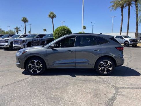 Used 2023 Ford Escape ST-Line Select w/ Tech Pack #2 image 4