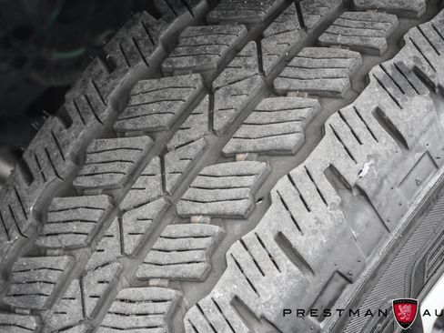 Used 2024 Ford Bronco Outer Banks image 12