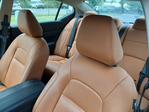 Used 2023 Nissan Altima 2.5 SV FWD image 34