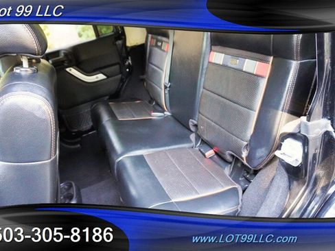 Used 2011 Jeep Wrangler Unlimited 70th Anniversary w/ Connectivity Group AWD/4WD image 13