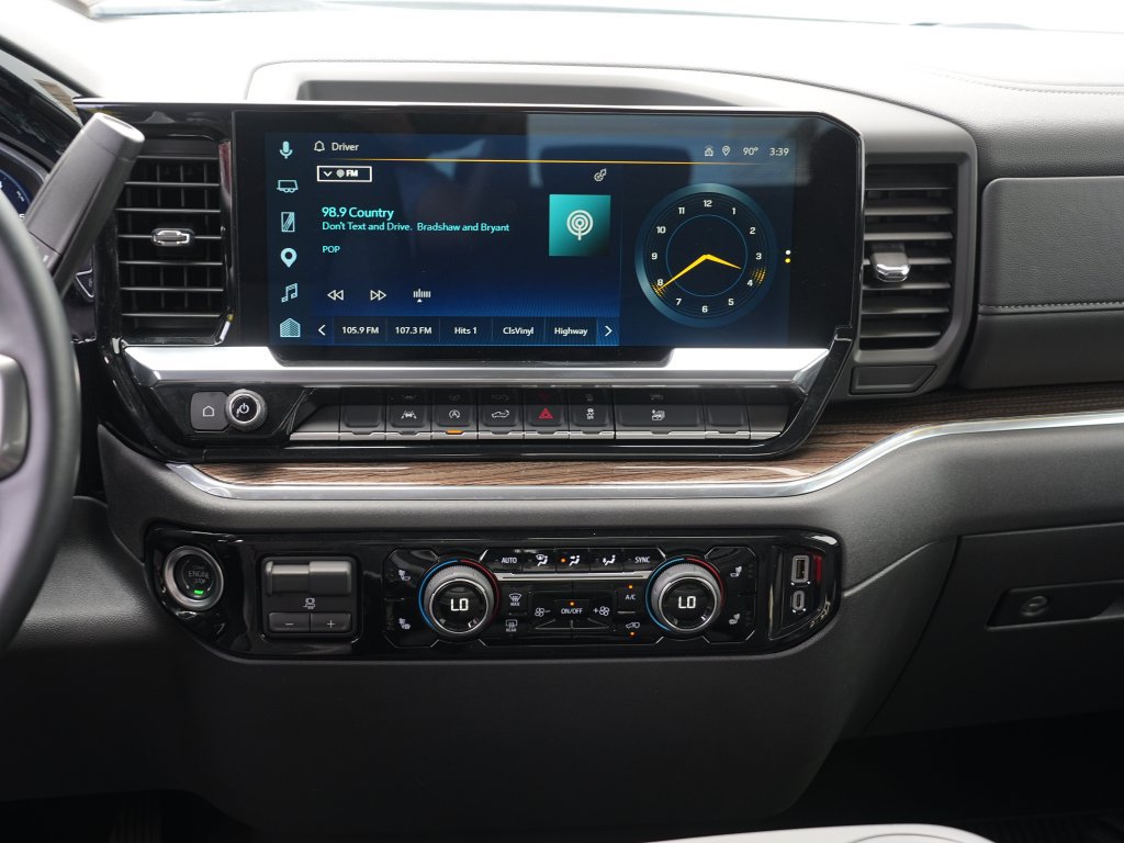 Certified 2025 Chevrolet Silverado 1500 LT AWD/4WD image 22