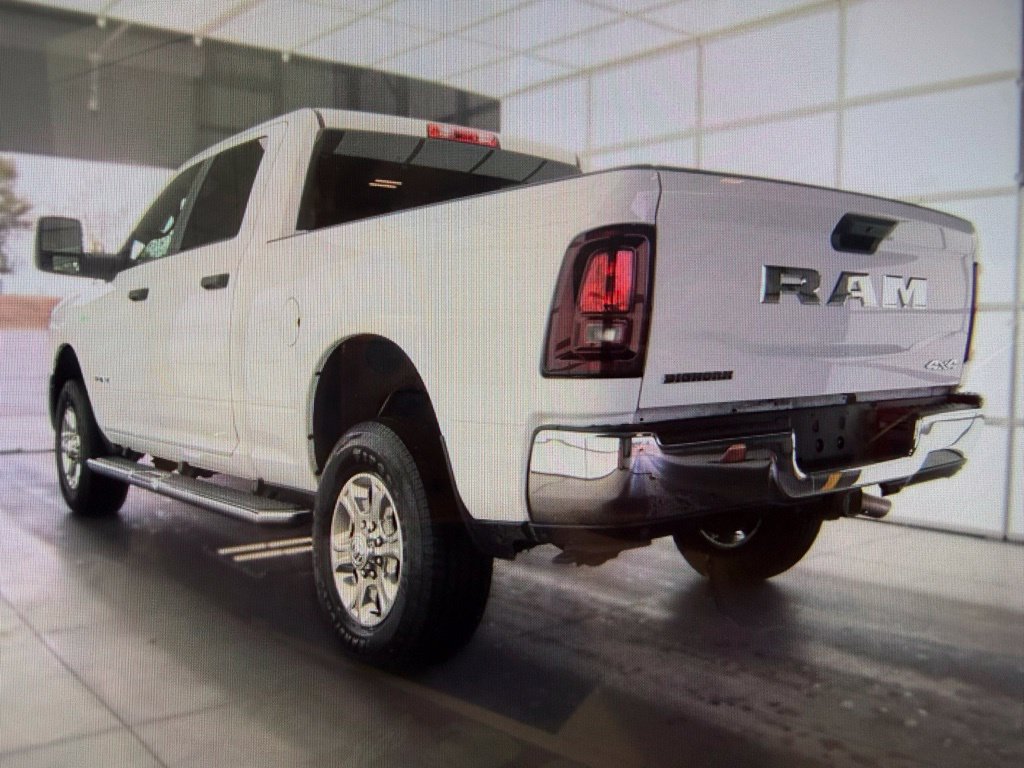 Used 2026 RAM 2500 Big Horn AWD/4WD image 4