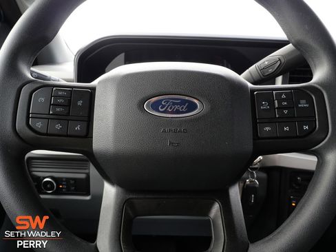 Used 2025 Ford F250 XL w/ FX4 Off-Road Package image 23