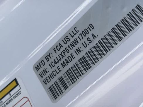 Used 2022 Jeep Wrangler Unlimited Sahara image 28