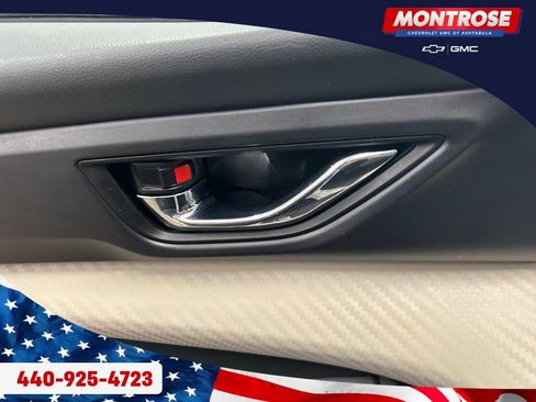 Used 2022 Subaru Ascent Premium w/ Convenience Package AWD/4WD image 10