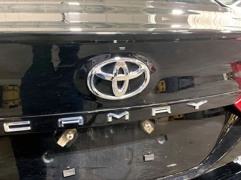 Used 2024 Toyota Camry XSE FWD image 31