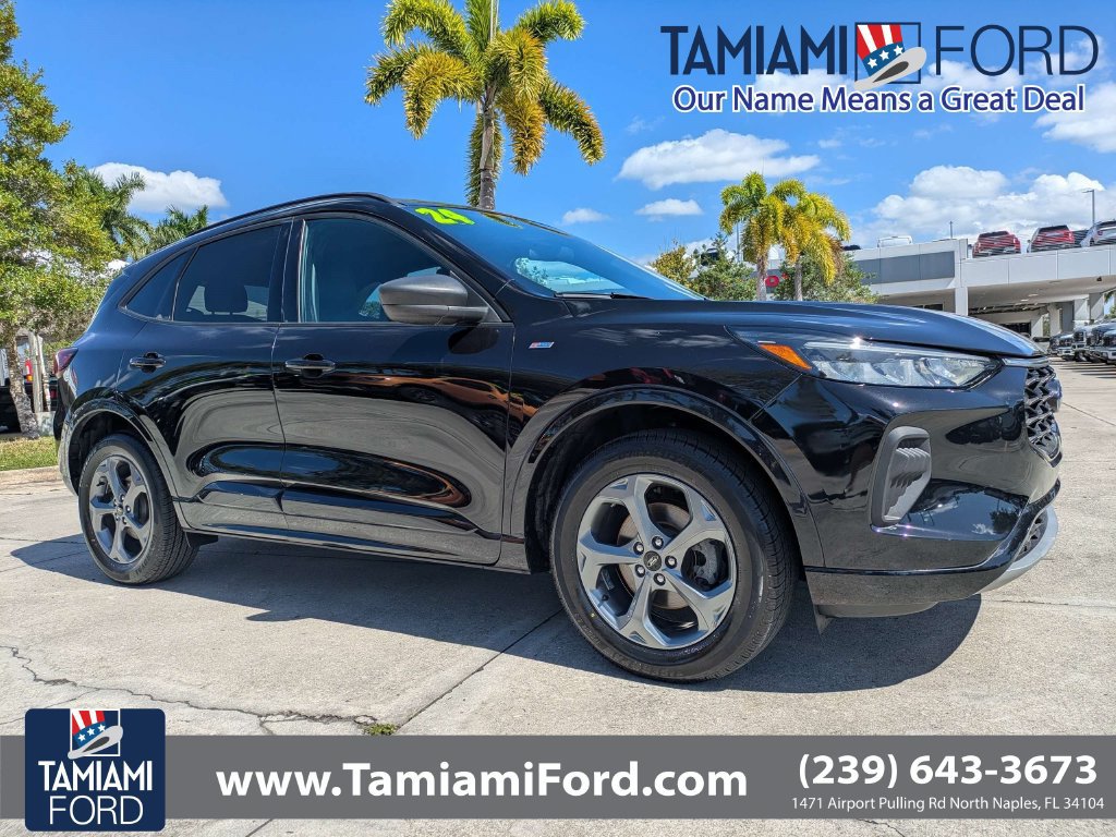 Certified 2024 Ford Escape ST-Line w/ Tech Pack #1 AWD/4WD image 1