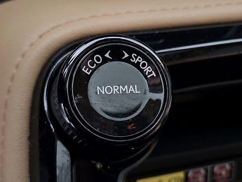 Used 2024 Lexus NX 250 FWD image 27