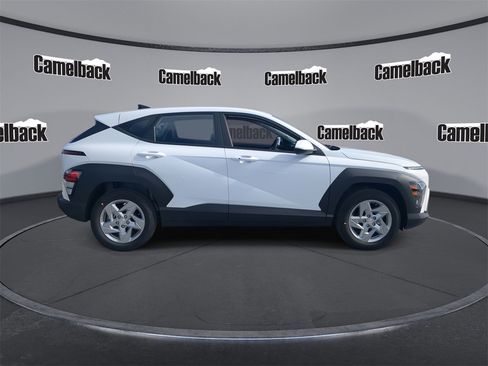 New 2026 Hyundai Kona SE image 8