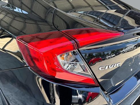 Used 2019 Honda Civic EX image 20