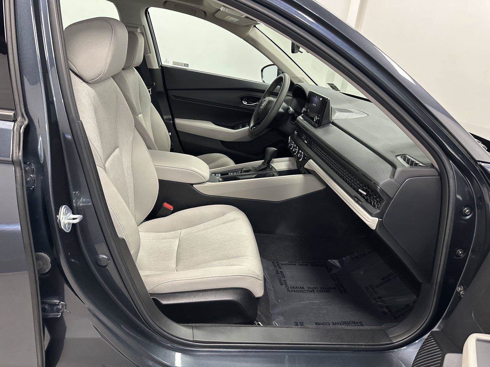 Certified 2023 Honda Accord EX image 39