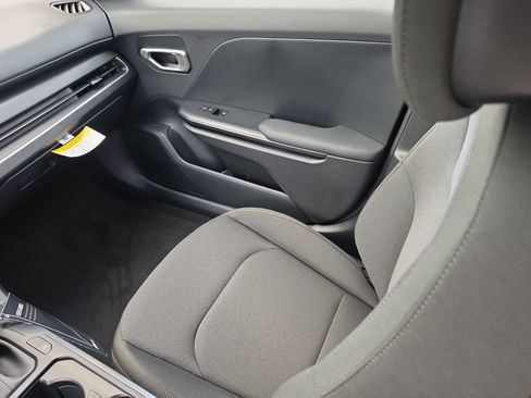 New 2026 Kia K4 FWD image 14