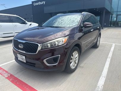 Used 2016 Kia Sorento FWD w/ LX Convenience Package
