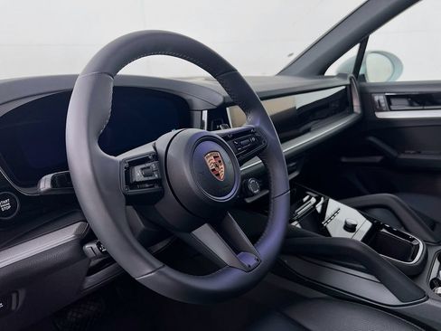 New 2026 Porsche Cayenne AWD/4WD image 4