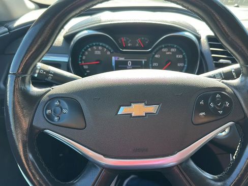 Used 2019 Chevrolet Impala LT image 17