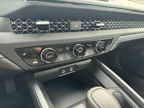 Used 2025 Honda Accord SE image 23