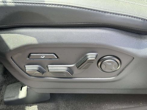 Used 2025 Hyundai Santa Fe Calligraphy AWD/4WD image 24