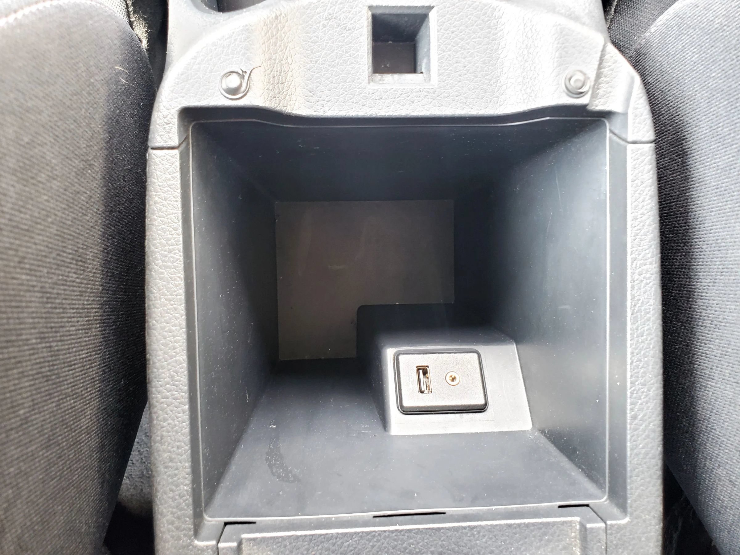 Used 2017 Nissan Sentra S FWD image 32
