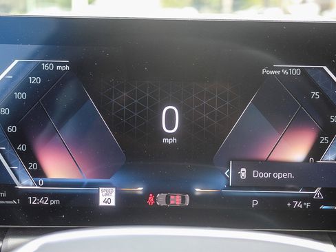 Certified 2025 BMW 330i Sedan image 23