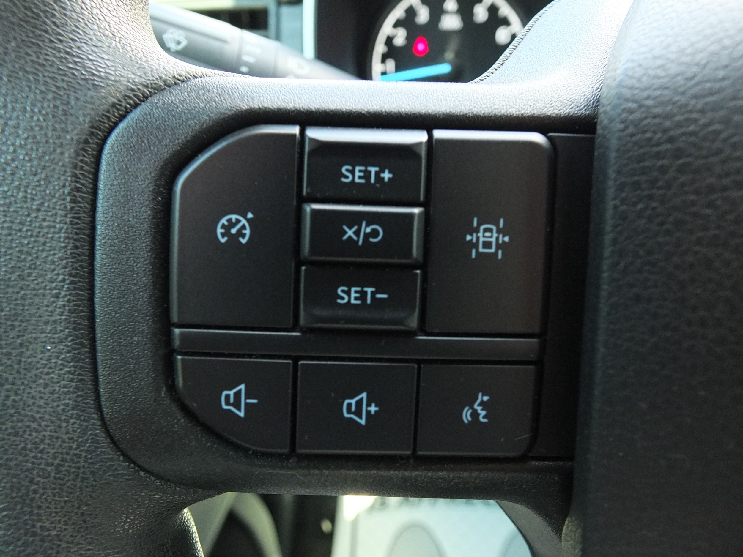 Used 2021 Ford F150 XL w/ Equipment Group 101A High RWD image 18